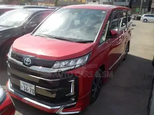 টয়োটা নোহা ২০২৫ রেড