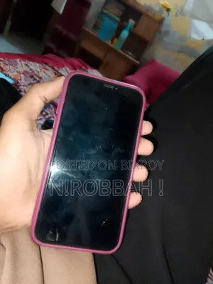 অ্যাপল আইফোন এক্সআর ২৫৬ জিবি হোয়াইট
