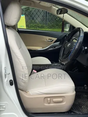 Toyota Premio 2017 Pearl