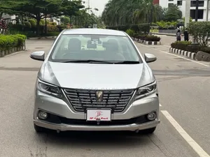 Toyota Premio 2018 Silver