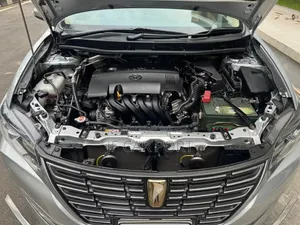 Toyota Premio 2018 Silver