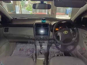 টয়োটা এক্সিও ১.৫ জি ২ডব্লিউডি ২০১০ হোয়াইট
