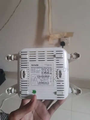 Tenda F6 Router