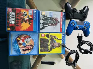Urgent Sale (OFFER): PS4 Pro White Edition NEW CONDITION
