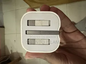 আইফোন ২০ওয়াট অ্যাডাপ্টার