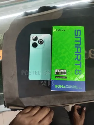 Infinix Smart 8 64 GB Green