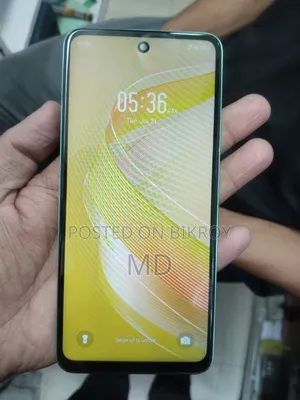 Infinix Smart 8 64 GB Green