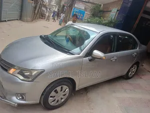 Toyota Axio 2013 Silver