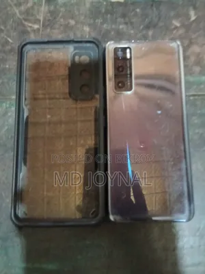 Vivo V20 2021 128 GB Gold