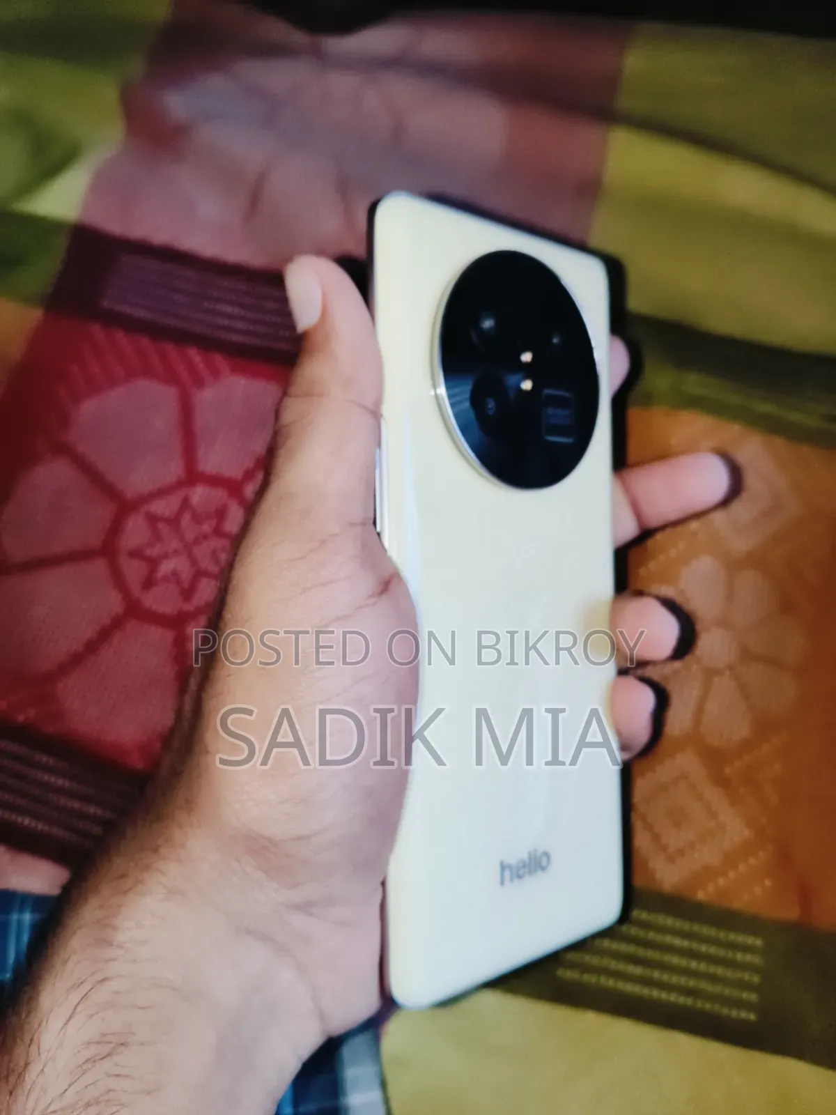 হেলিও ১০০ ২৫৬ জিবি গোল্ড
