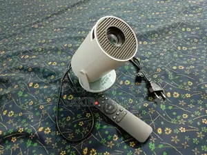 HY300 Pro Projector