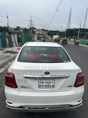 টয়োটা এক্সিও ২০১৬ পার্ল