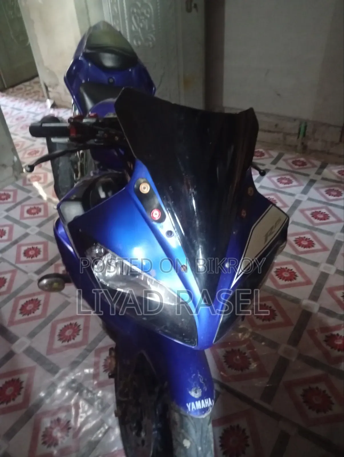 Yamaha 2018 Blue