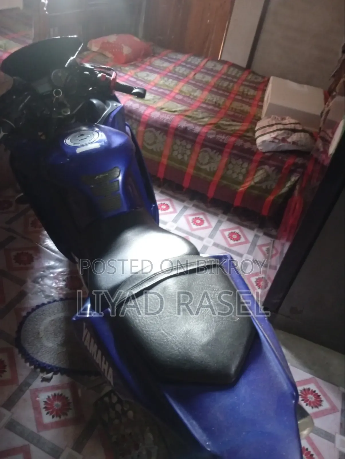 Yamaha 2018 Blue