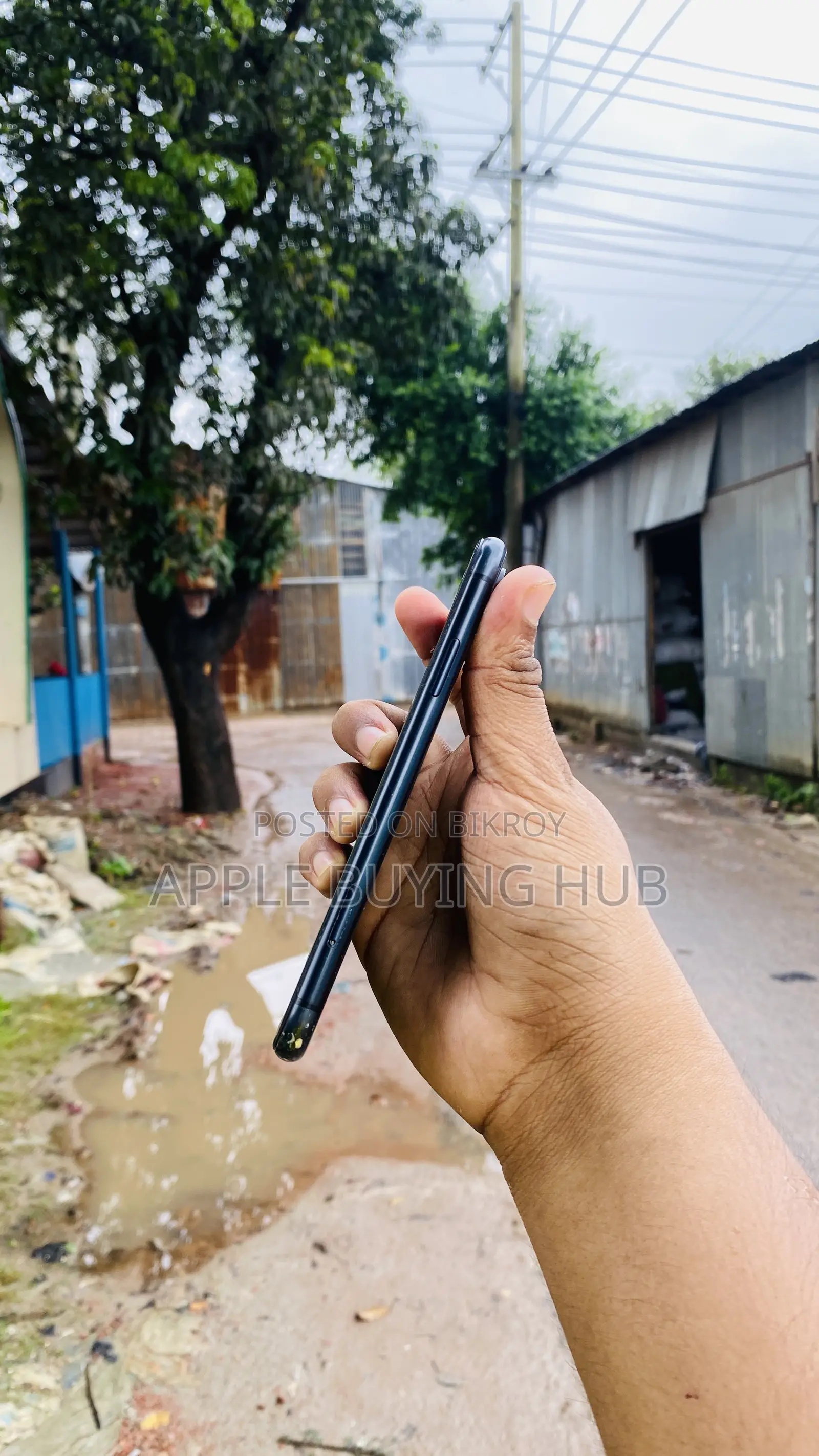 অ্যাপল আইফোন এক্সআর ১২৮ জিবি ব্ল্যাক