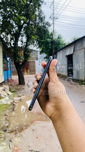 অ্যাপল আইফোন এক্সআর ১২৮ জিবি ব্ল্যাক