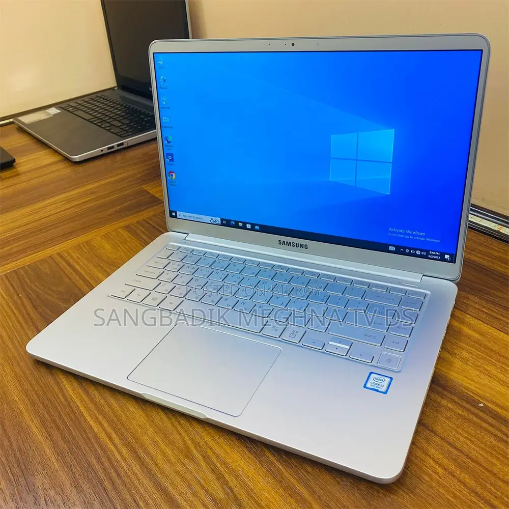 Laptop Samsung 4GB Intel SSD 500GB