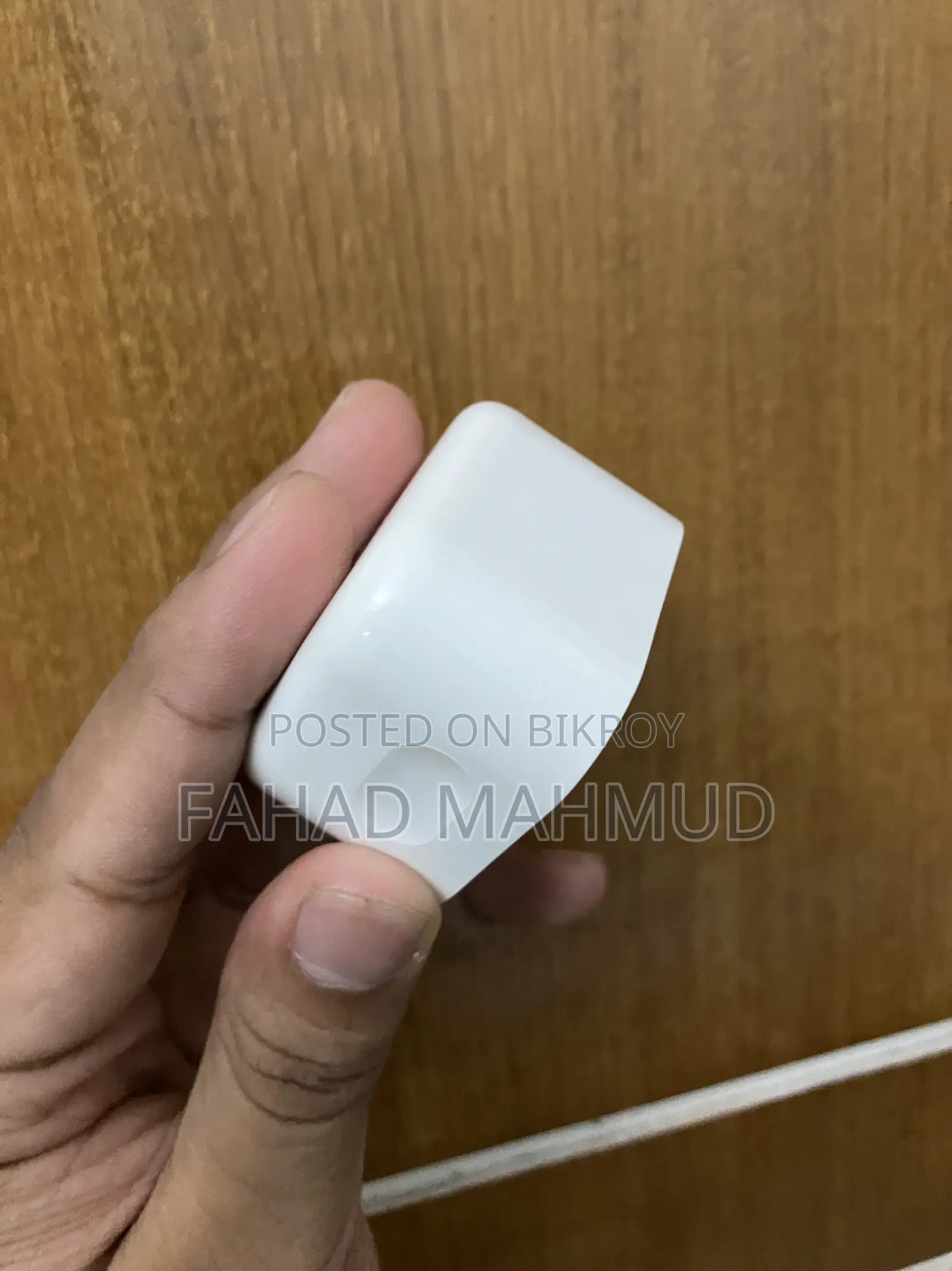 20W Apple USB-C Power Adapter