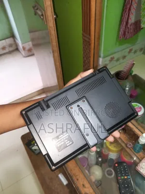 গাড়ির মনিটর বা টিভি