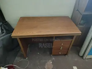Office Table 1pic