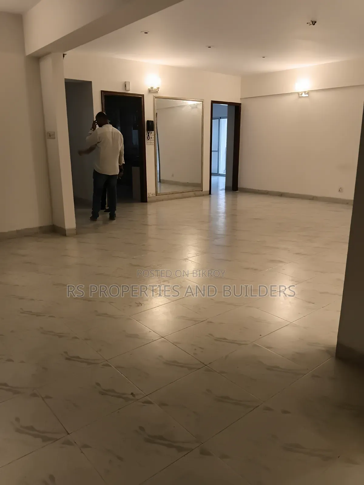 Furnished 3-Bedroom Apartment in Bashundhara, Bashundhara for Sale