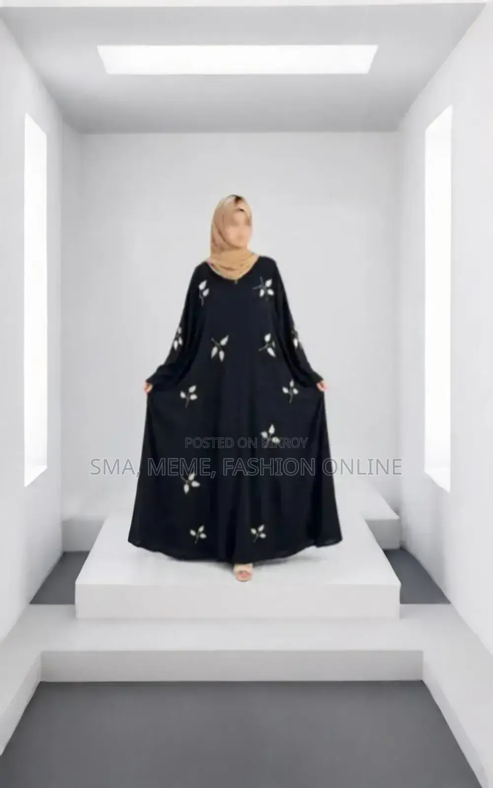 পাতা এমব্রয়ডারি বোরকা ফুল সেট