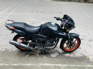 TVS Apache RTR 160 2V 2012 Black