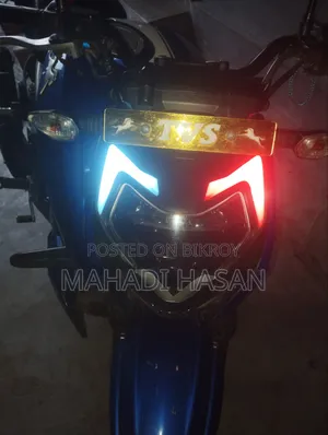 নতুন টিভিএস আপাচে ১৬০ ৪ভি ২০২১ ব্লু