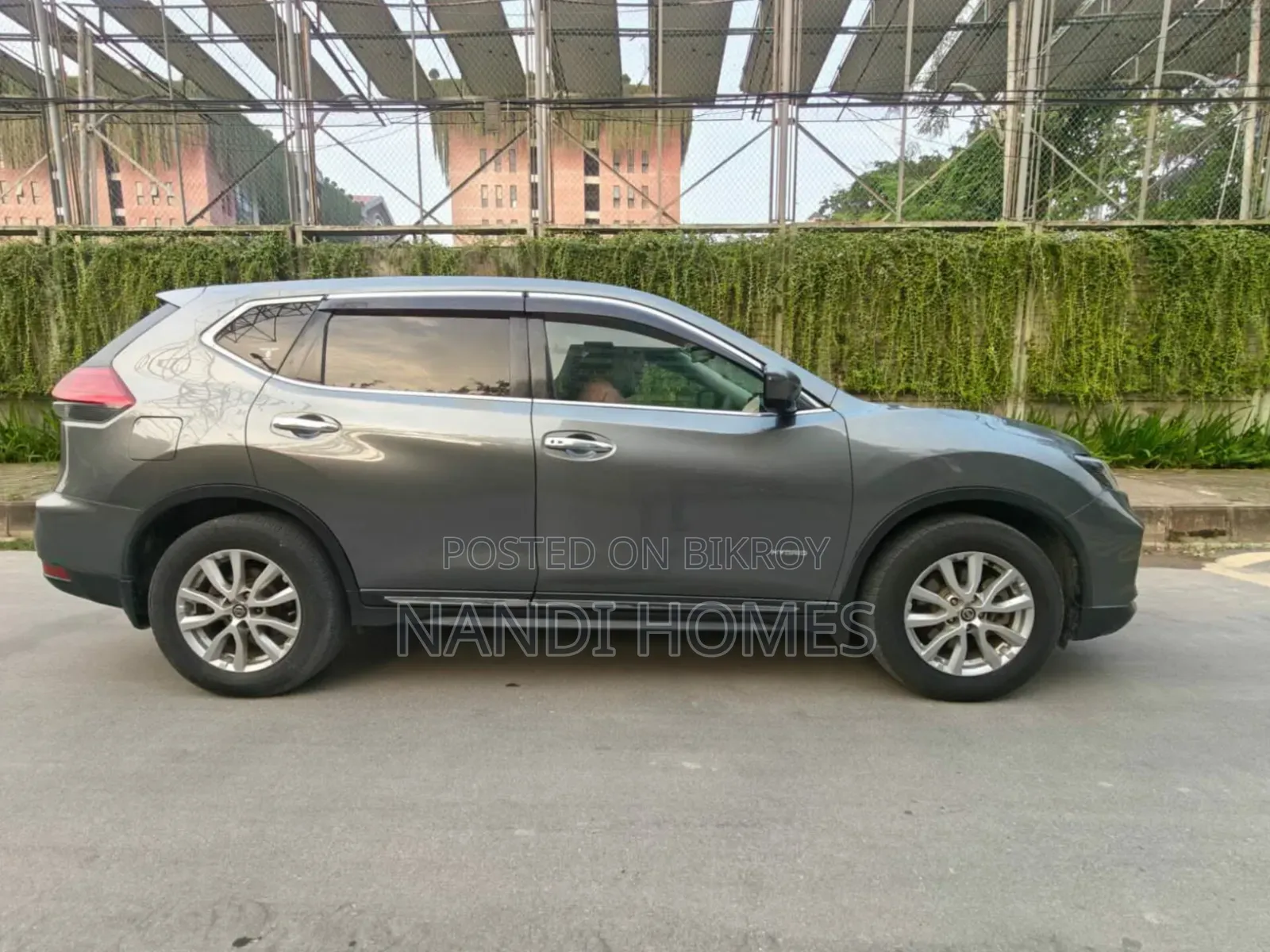 Nissan X-Trail 2018 Gray