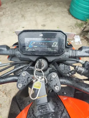 TVS Raider 125 2022 Red