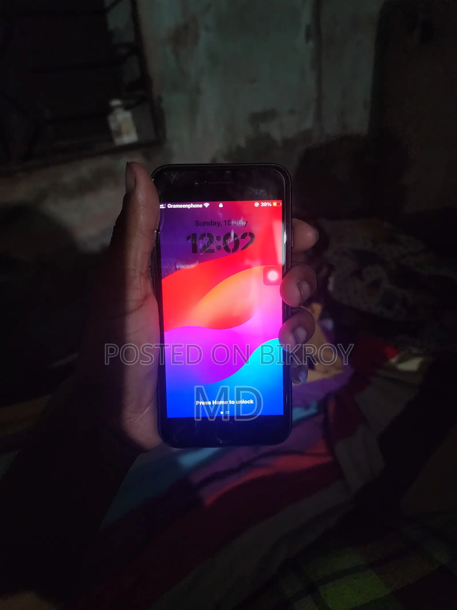 Apple iPhone SE (2020) 128 GB Black
