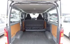 Toyota HiAce 2021 Silver