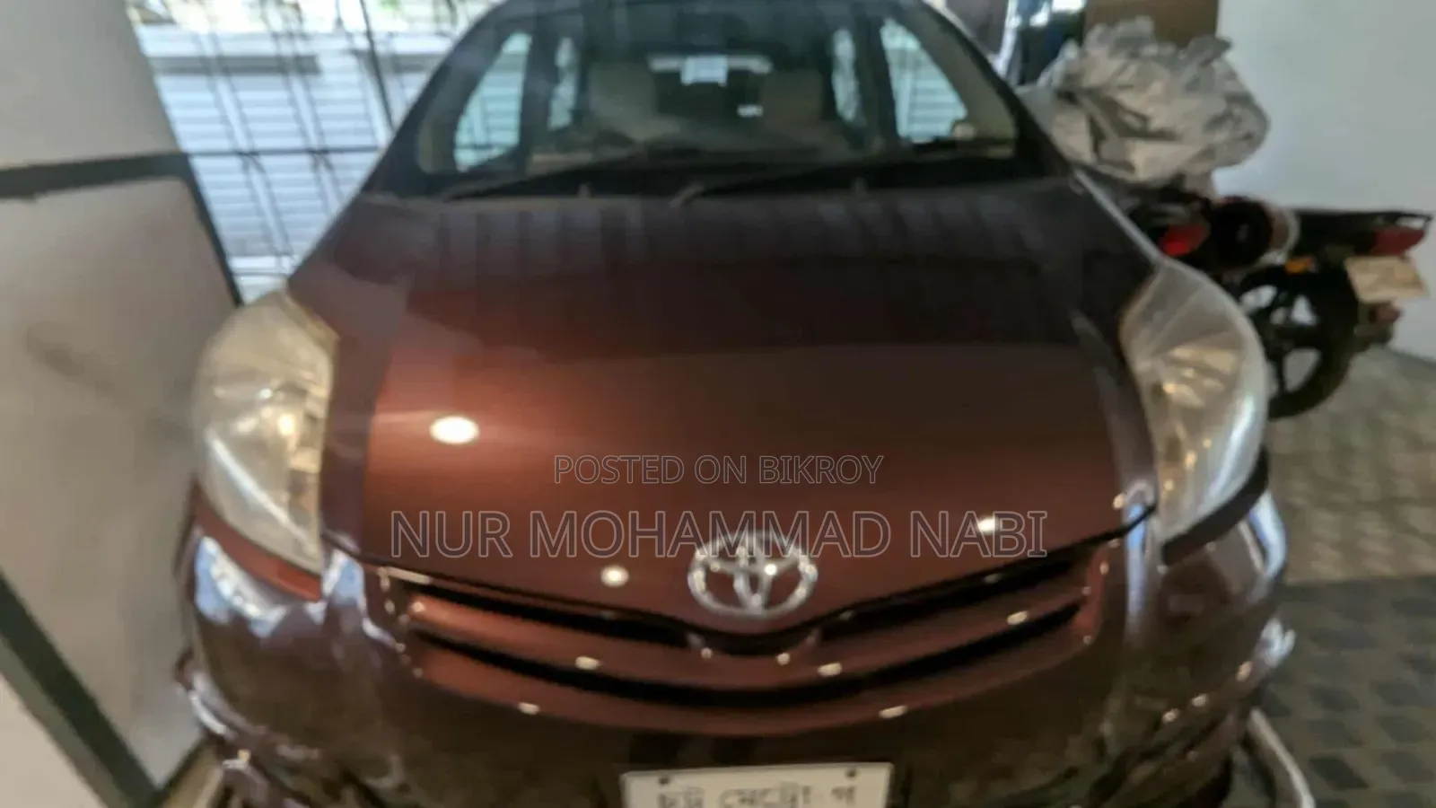 Toyota Passo Sette 2011