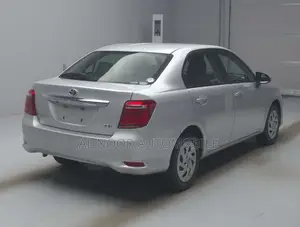 Toyota Axio 2021 Silver