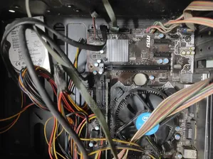 Desktop Computer Samsung 4GB Intel Core I3 HDD+SSD 128GB