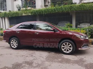 টয়োটা প্রিমিও ১.৫ এফডব্লিউডি ২০১৭ মেরুন
