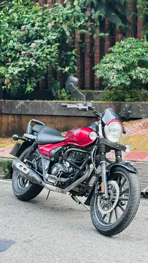 Bajaj Avenger 160 Street 2021 Red