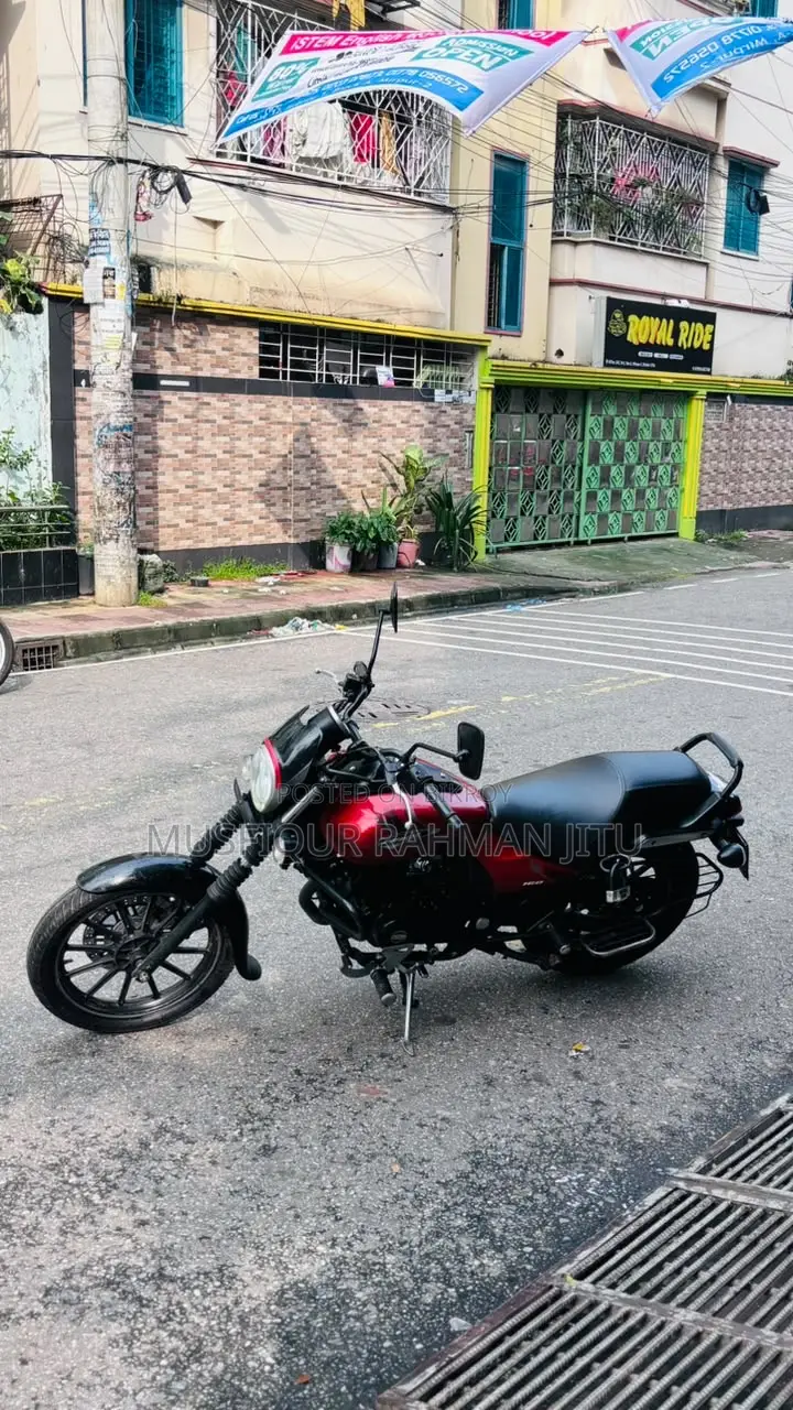 Bajaj Avenger 160 Street 2021 Red
