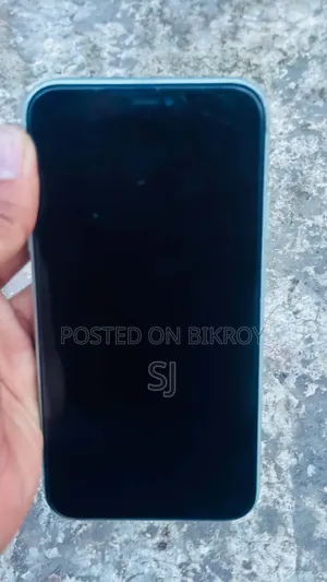 Apple iPhone 11 64 GB