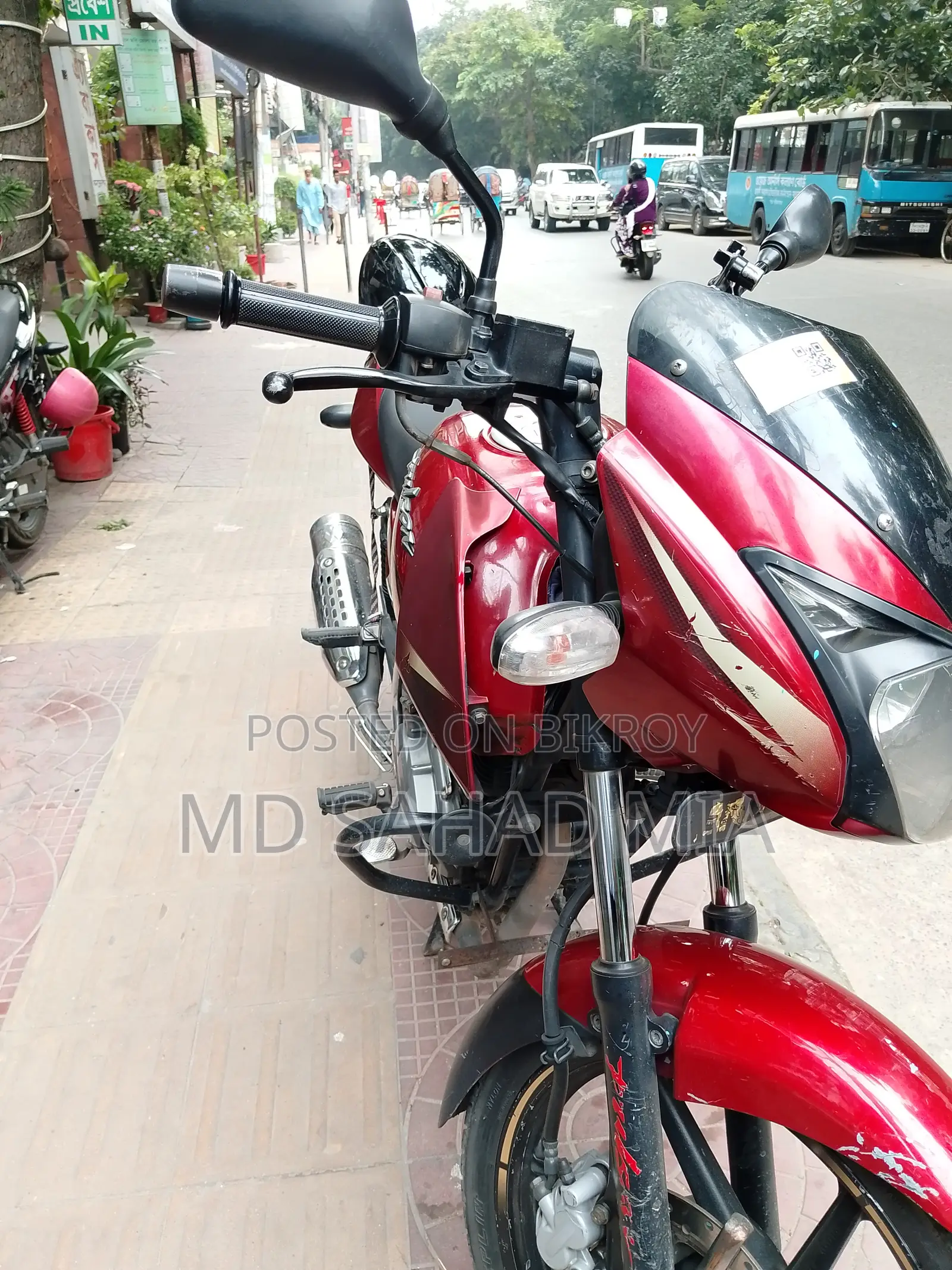 Bajaj Pulsar 150 2017 Red