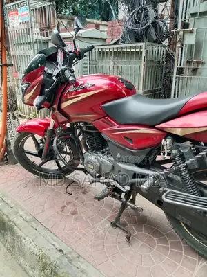 Bajaj Pulsar 150 2017 Red
