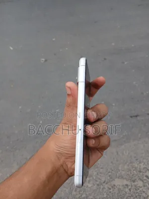 গুগল পিক্সেল ৭ ১২৮ জিবি হোয়াইট