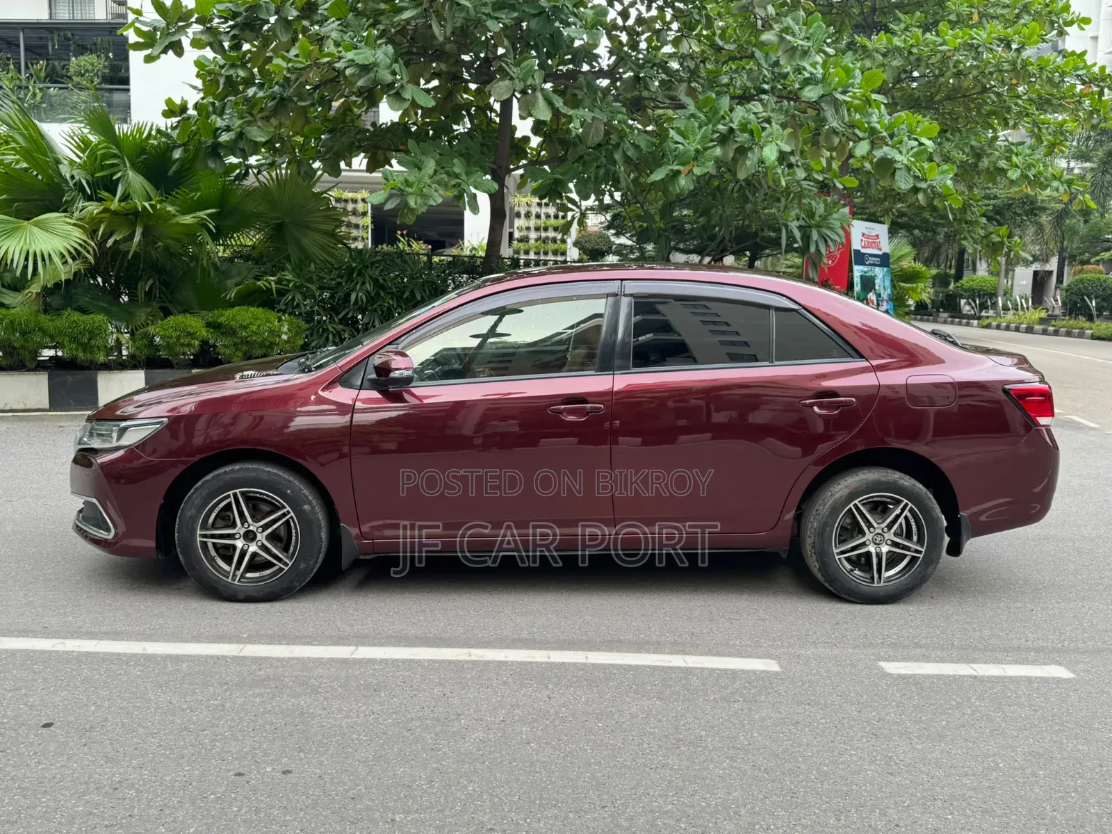 Toyota Allion 2016 Maroon