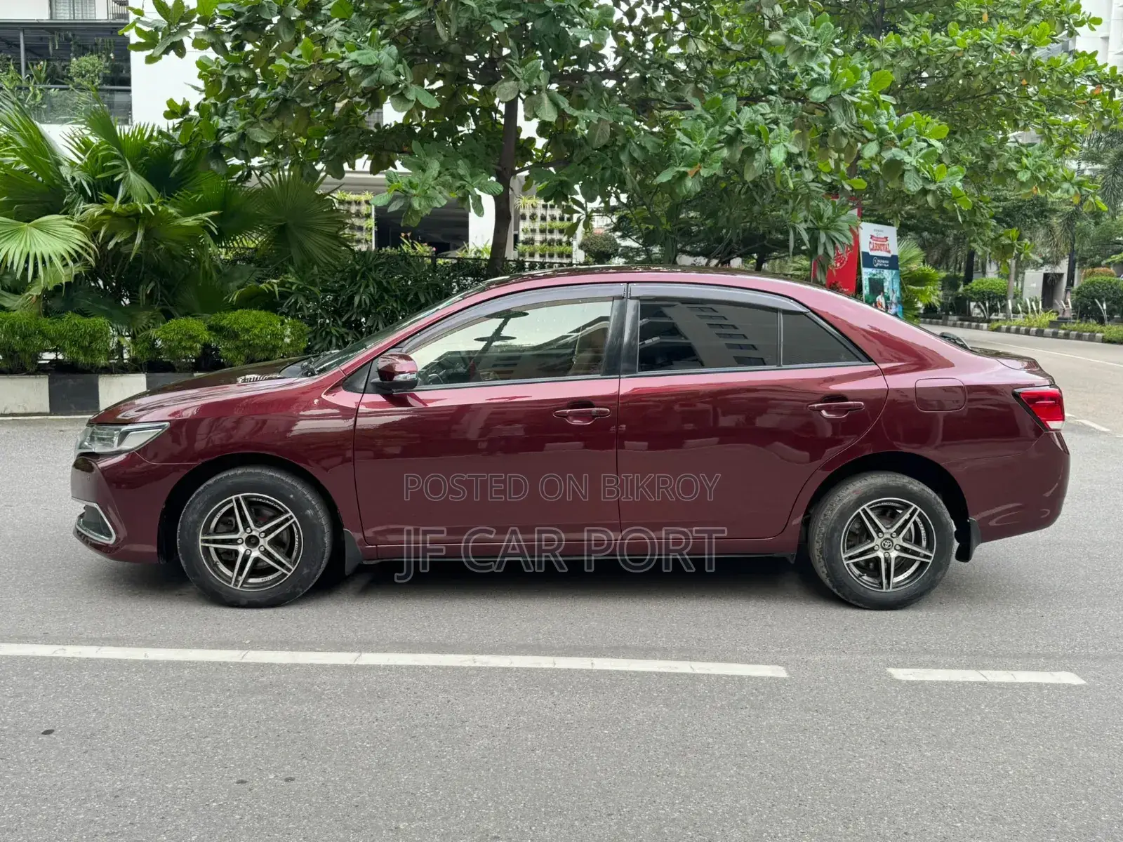 Toyota Allion 2016 Maroon