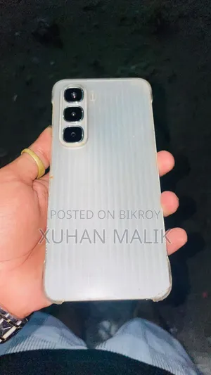 New Infinix Hot 60i 128 GB Silver