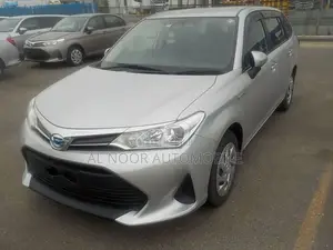 Toyota Corolla Fielder 2021 Silver