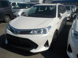 Toyota Corolla Fielder 2021 White