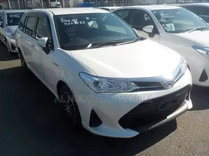Toyota Corolla Fielder 2021 White