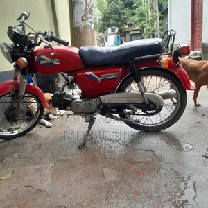 Honda 2022 Red