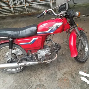 Honda 2022 Red